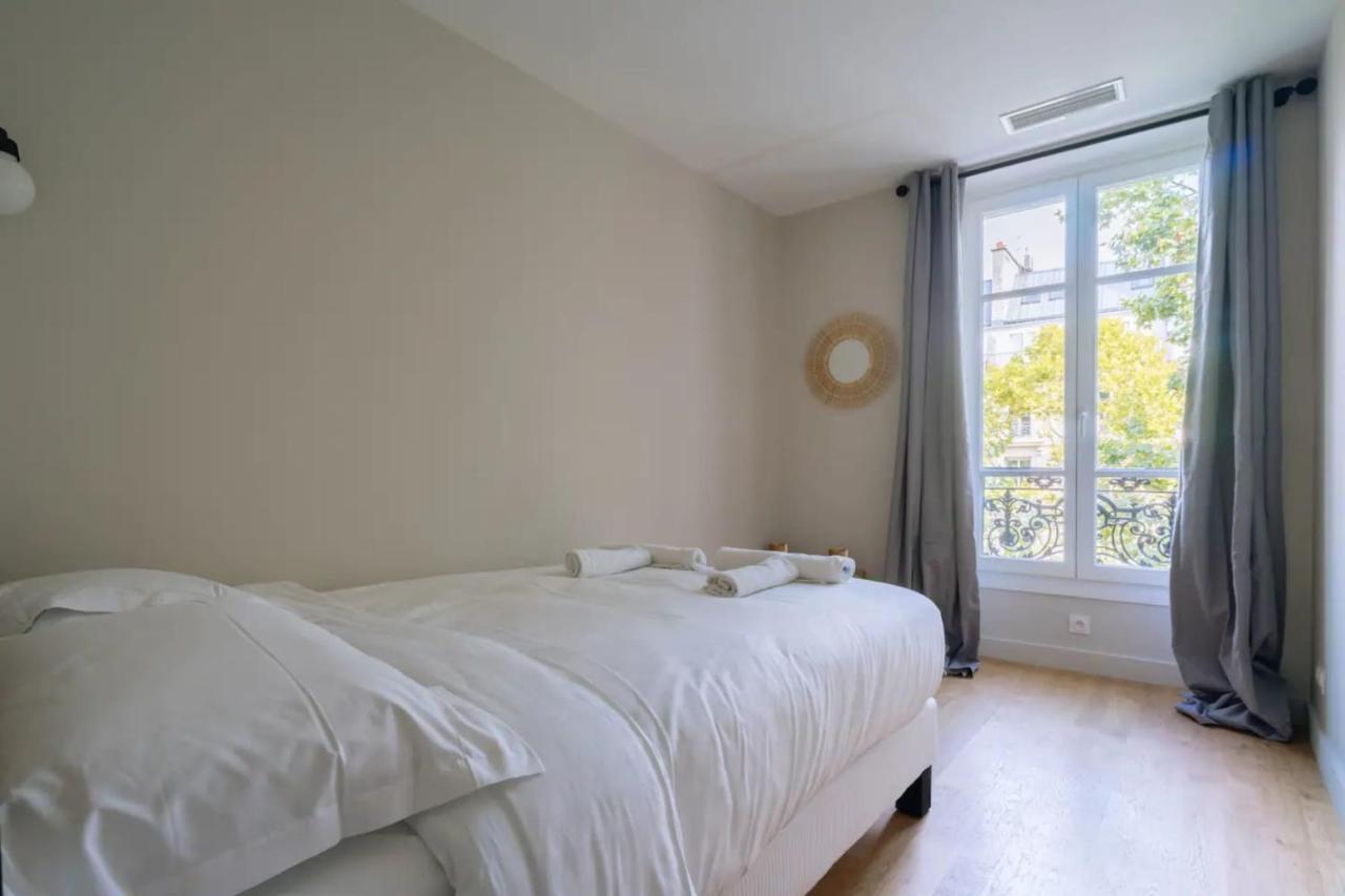 Stylish 2 Bedroom Apartment In Paris Exterior photo